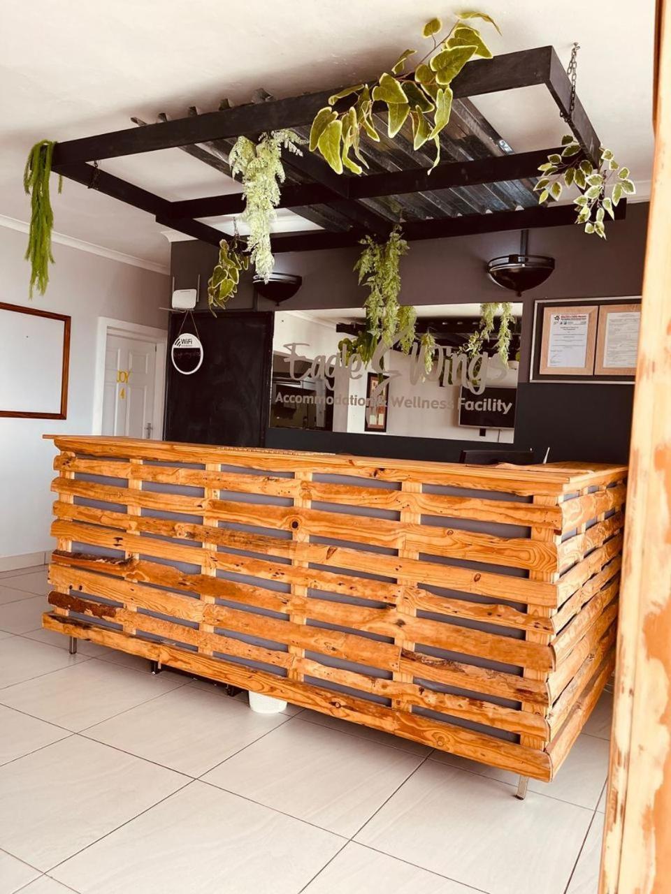Eagle Wings Otel Margate Dış mekan fotoğraf